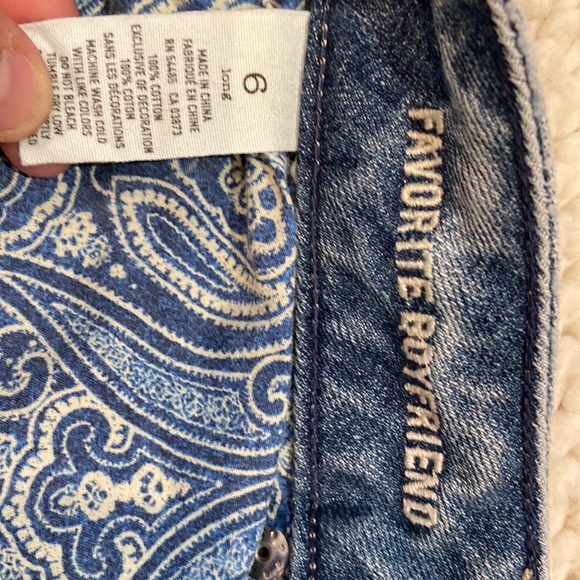 American eagle women’s “perfect boyfriend” jeans size 6 long - Picture 3 of 3